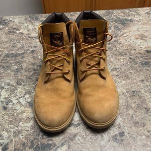 Timberlands Wheat Size 6 Youth